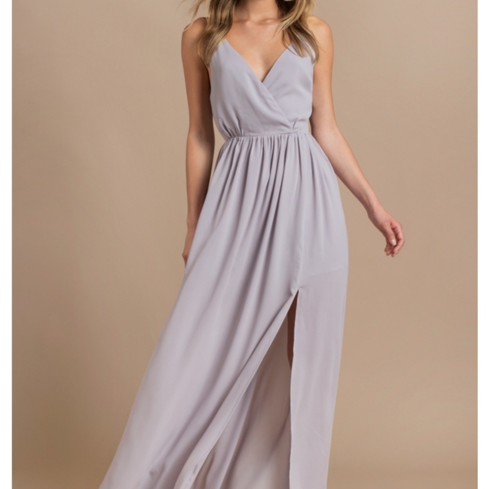 *NWT* Tobi ZeZe Plunging Maxi Dress